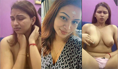 Horny Malaysian Tamil Girl Nude Show to Lover Viral